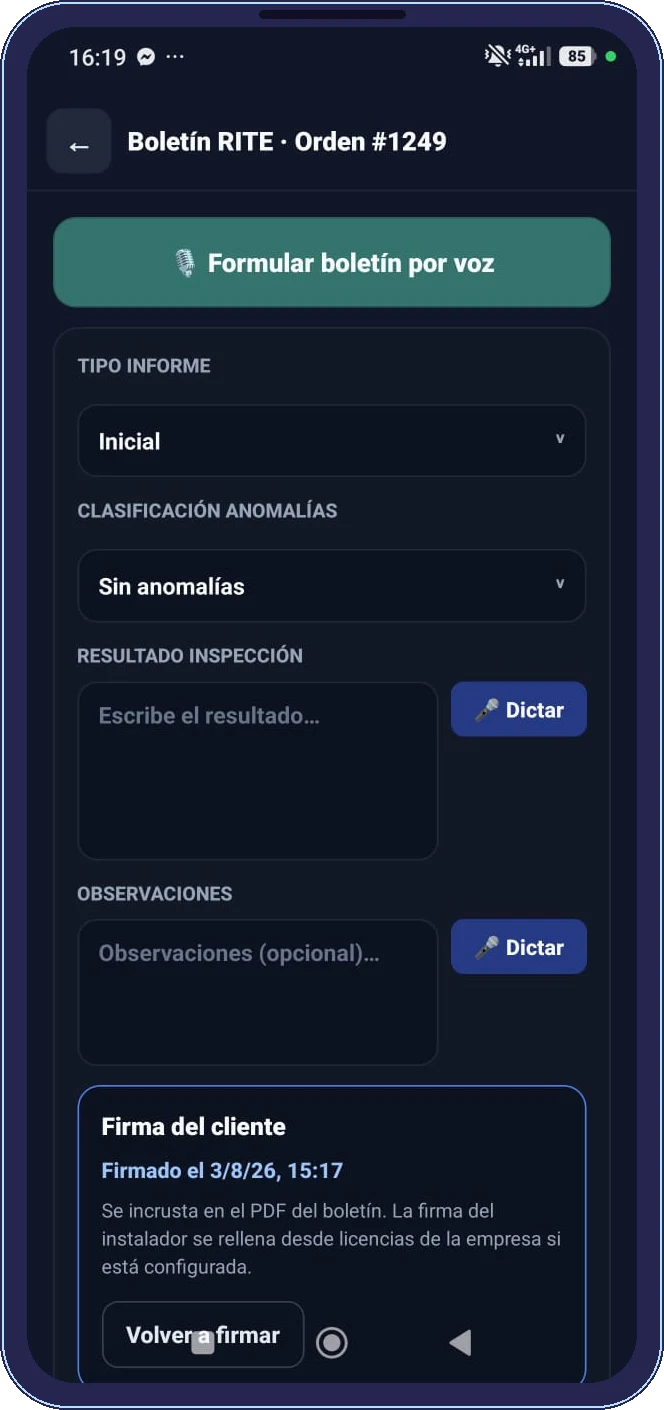 Pantalla de boletín RITE en la app del técnico con opción de formular por voz y firma del cliente