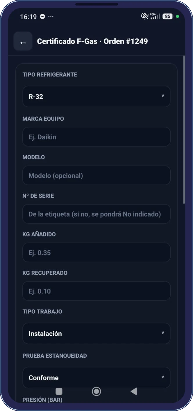 Certificado F-Gas en la app del técnico con refrigerante, kg añadidos y recuperados y prueba de estanqueidad